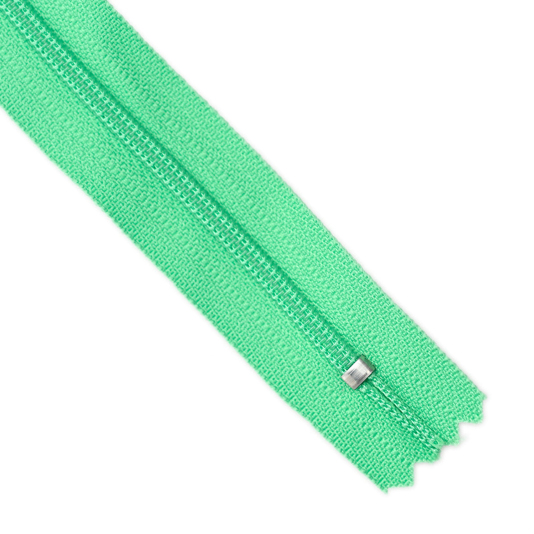 YKK NYLON CLOSED-END ZIP NO.3 COL 538 SPRING GREEN
