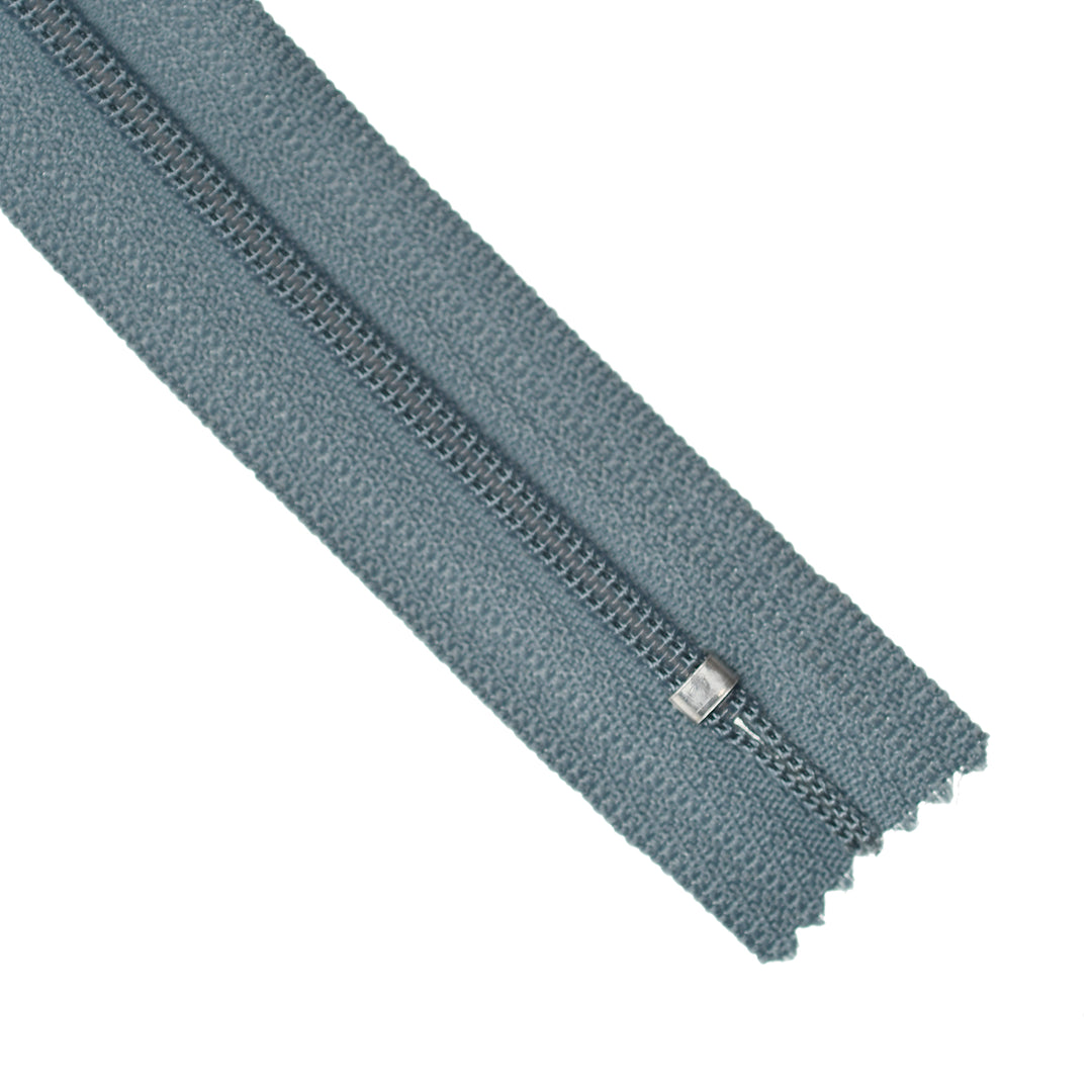 YKK NYLON CLOSED-END ZIP NO.3 COL 913 DOLPHIN GREY