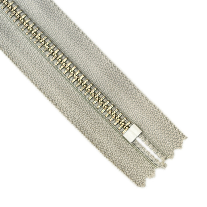 YKK METAL CLOSED-END ZIP NO.5 NICKEL COL 576