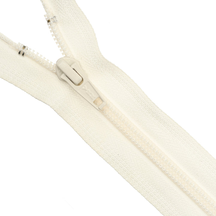 YKK NYLON CLOSED-END ZIP NO.5 COL 841 IVORY