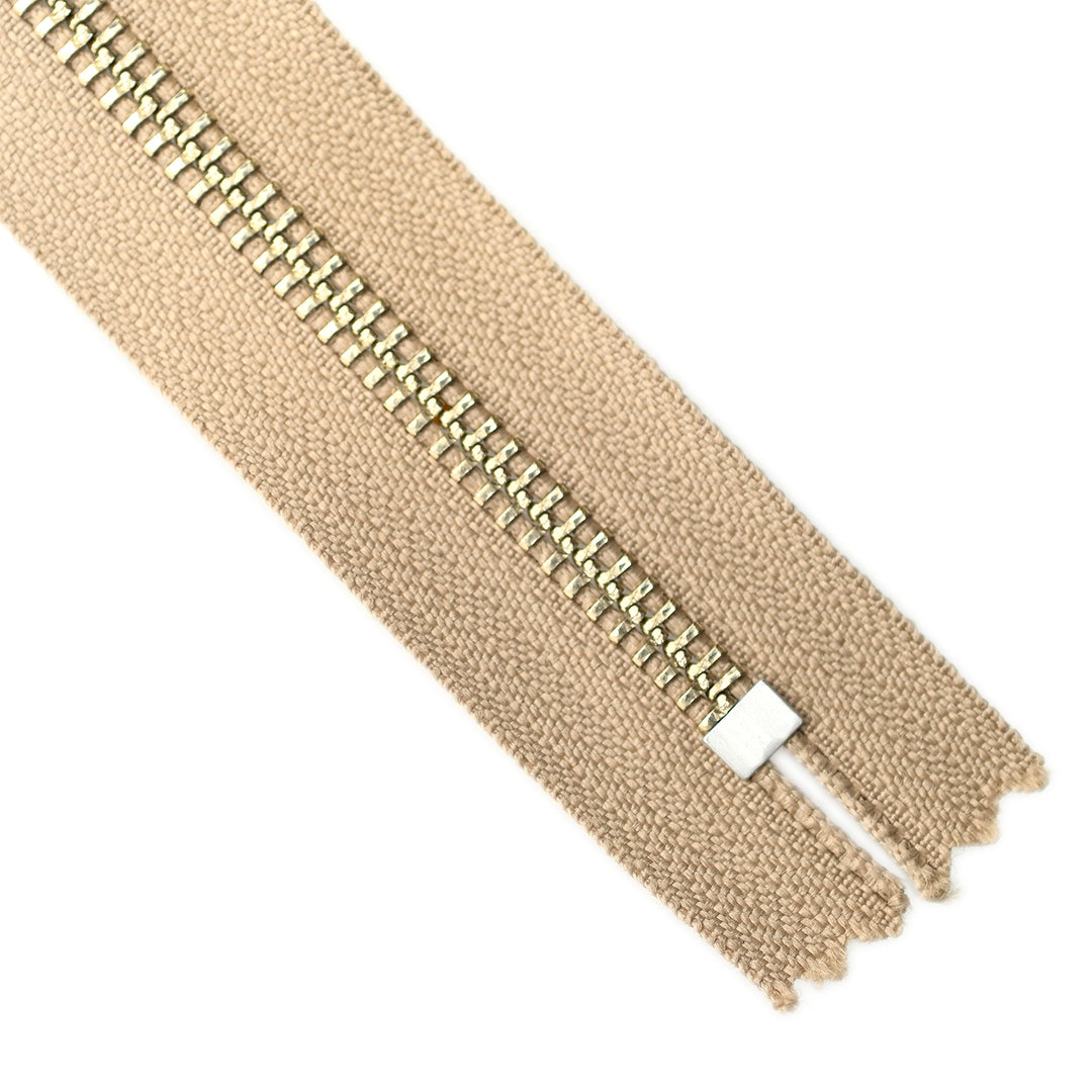 YKK METAL CLOSED-END ZIP NO.5 NICKEL COL 573