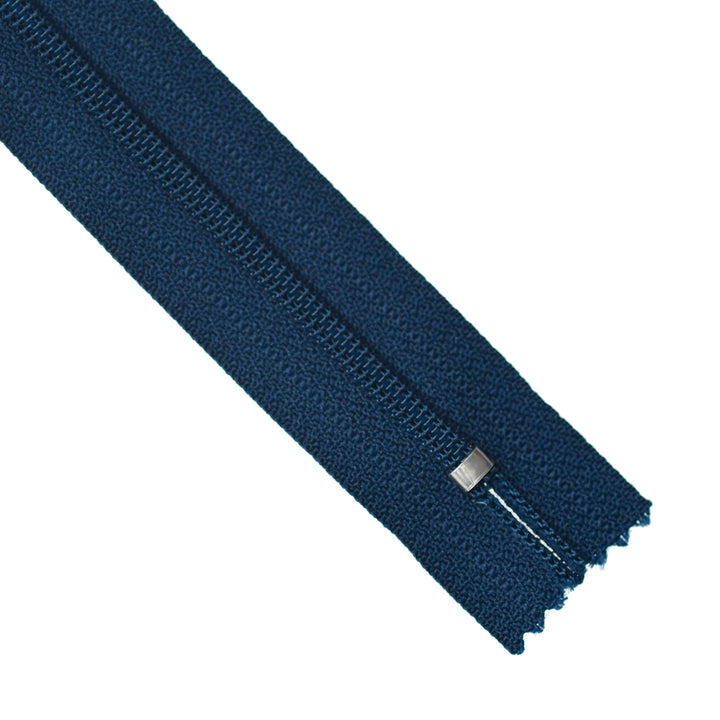 YKK NYLON CLOSED-END ZIP NO.3 COL 920 DEEP OCEAN BLUE