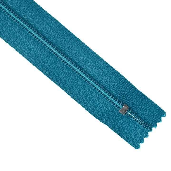 YKK NYLON CLOSED-END ZIP NO.3 COL 907 PACIFIC BLUE