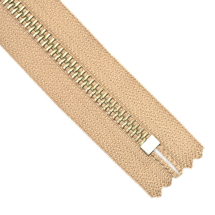 YKK METAL CLOSED-END ZIP NO.5 NICKEL COL 894