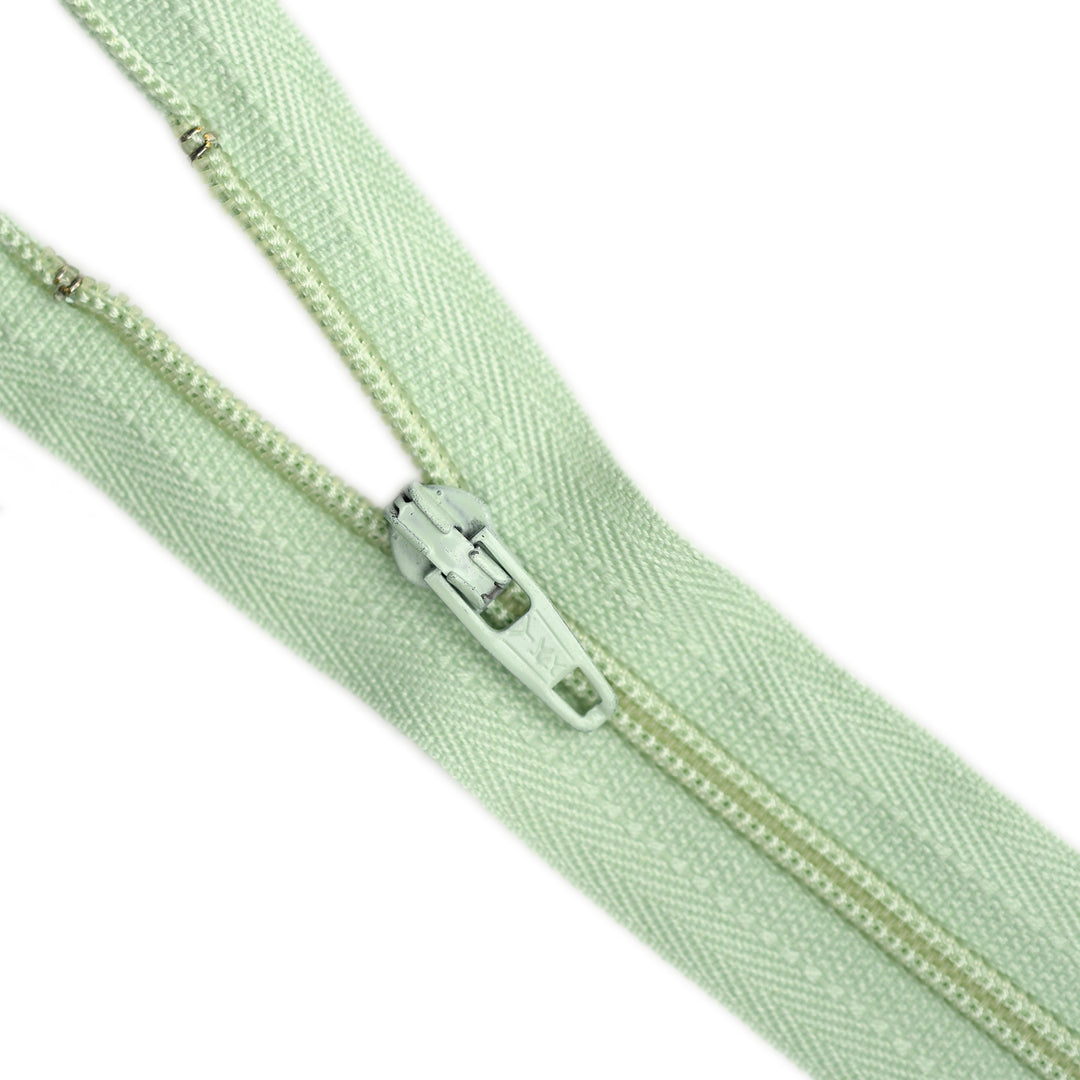 YKK NYLON CLOSED-END ZIP NO.3 COL 8811