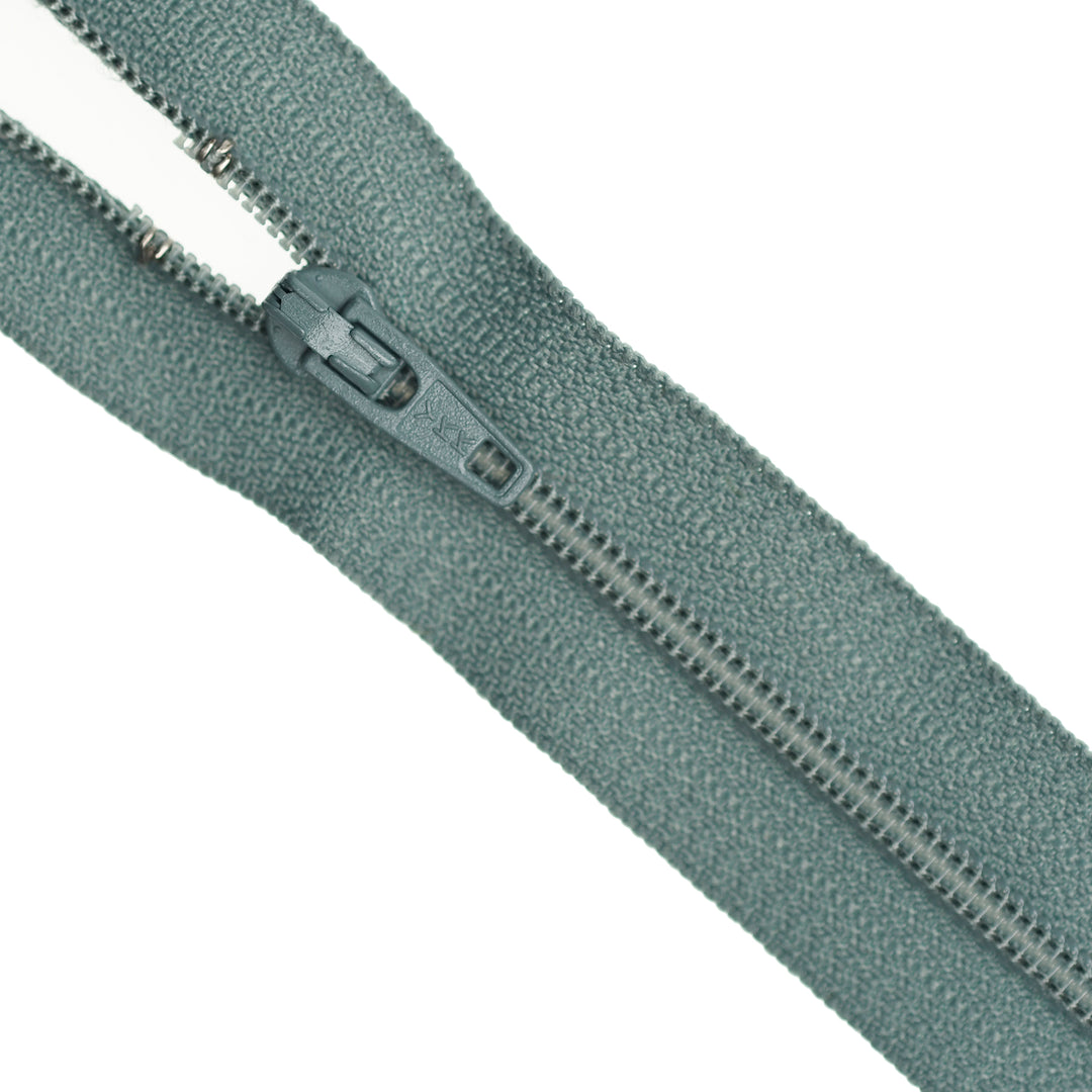 YKK NYLON CLOSED-END ZIP NO.3 COL 911 EUCALYPTUS