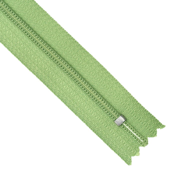 YKK NYLON CLOSED-END ZIP NO.3 COL 537 FRESH GREEN