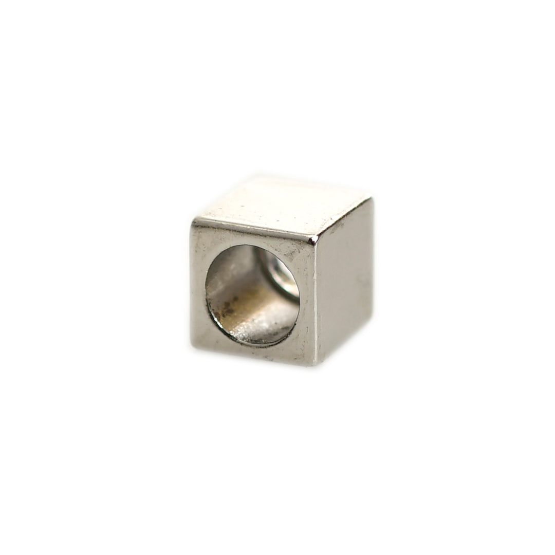 DIE-CAST METAL SQUARE CORD-END SILVER