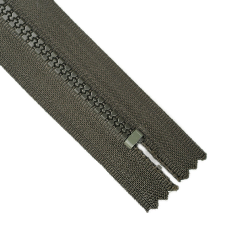 CHUNKY CLOSED-END ZIP NO.5 COL DARK OLIVE