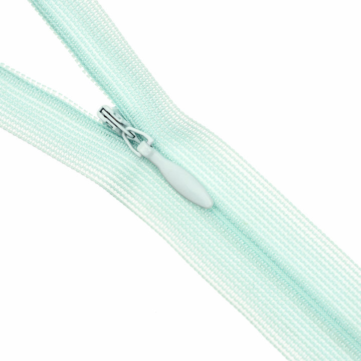YKK INVISIBLE MESH ZIP COL 822 PALE AQUA