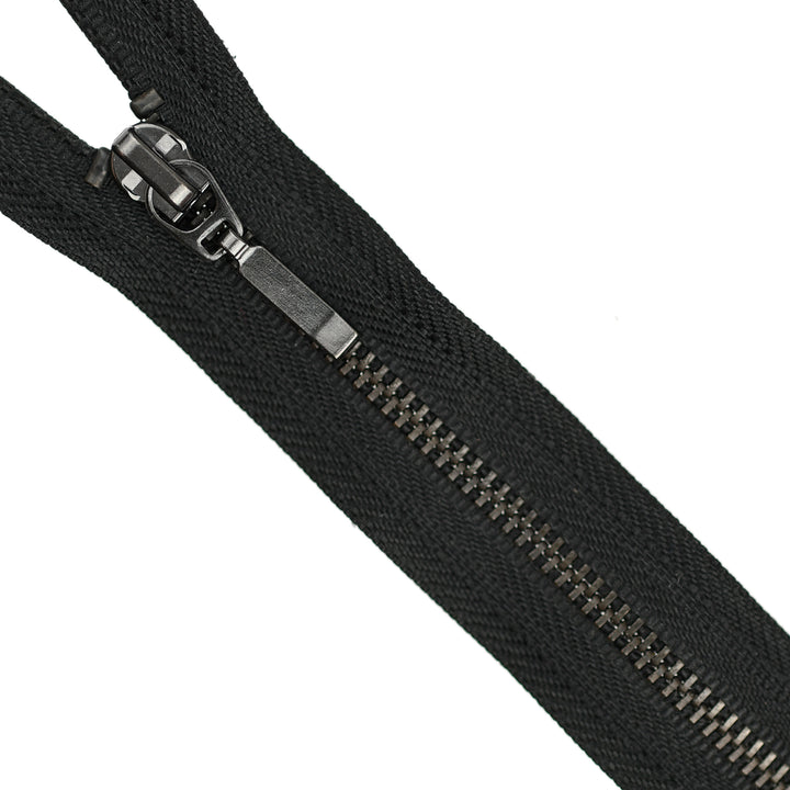 50CM METAL CLOSED-END ZIP NO.3 GUNMETAL BOARD-PULL COL BLACK