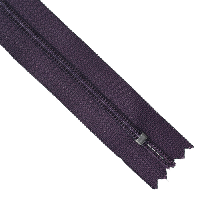 YKK NYLON CLOSED-END ZIP NO.3 COL 867 AUBERGINE