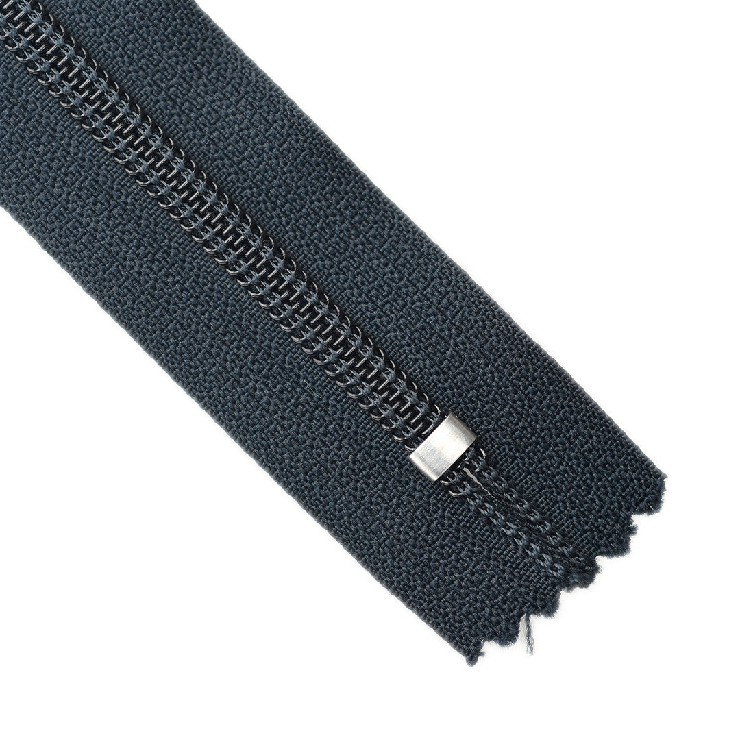 YKK NYLON CLOSED-END ZIP NO.5 COL 233 DARK NAVY