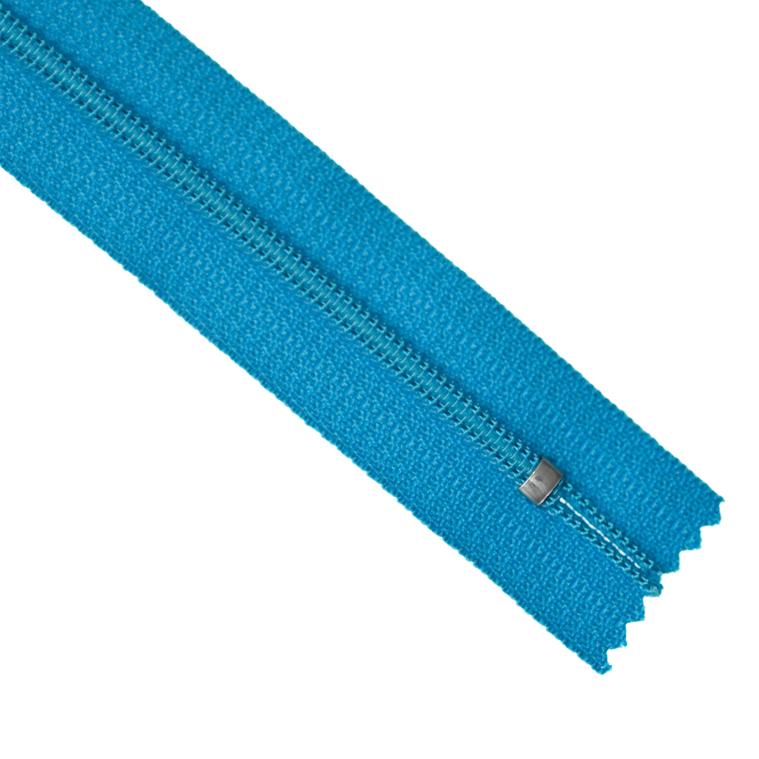 YKK NYLON CLOSED-END ZIP NO.3 COL 549 AZURE