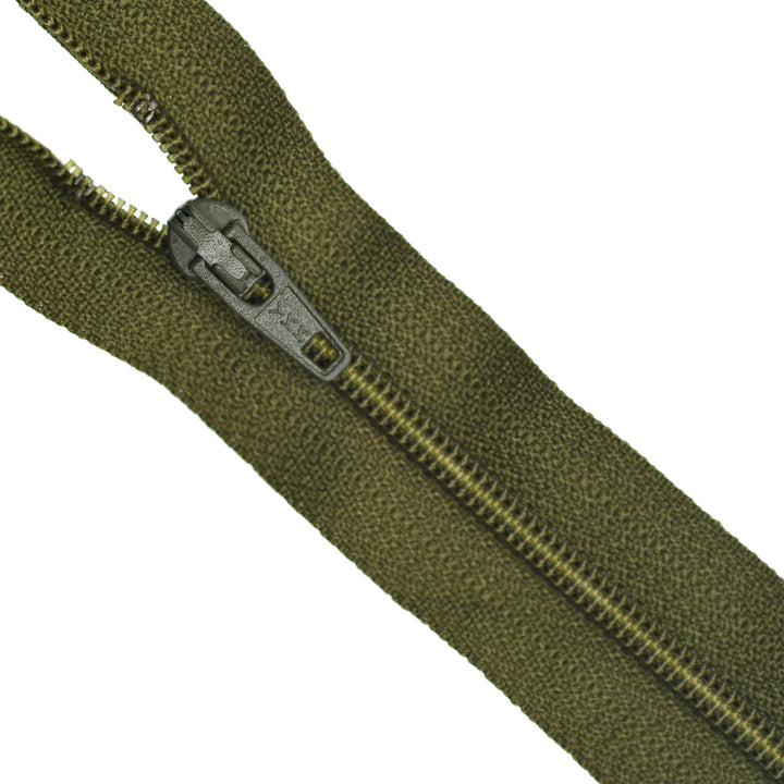 YKK NYLON CLOSED-END ZIP NO.3 COL 888 CROCODILE
