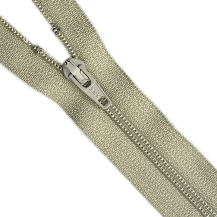 YKK NYLON CLOSED-END ZIP NO.3 COL 561 SAGEBRUSH