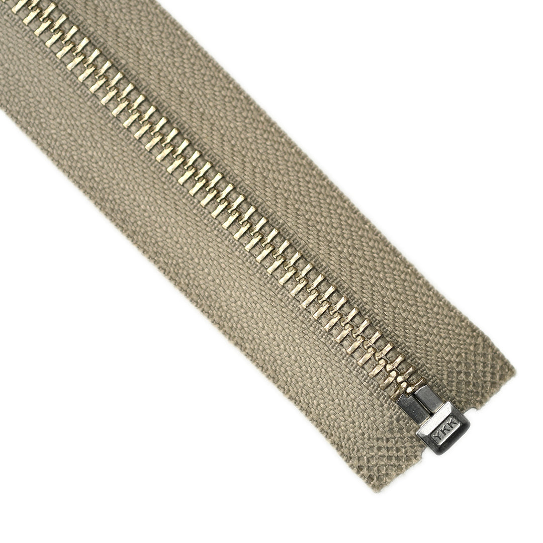 YKK METAL OPEN-END ZIP NO.5 NICKEL BOARD-PULL COL 884