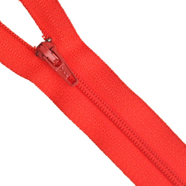 YKK NYLON CLOSED-END ZIP NO.3 COL 819 RED CHILLI