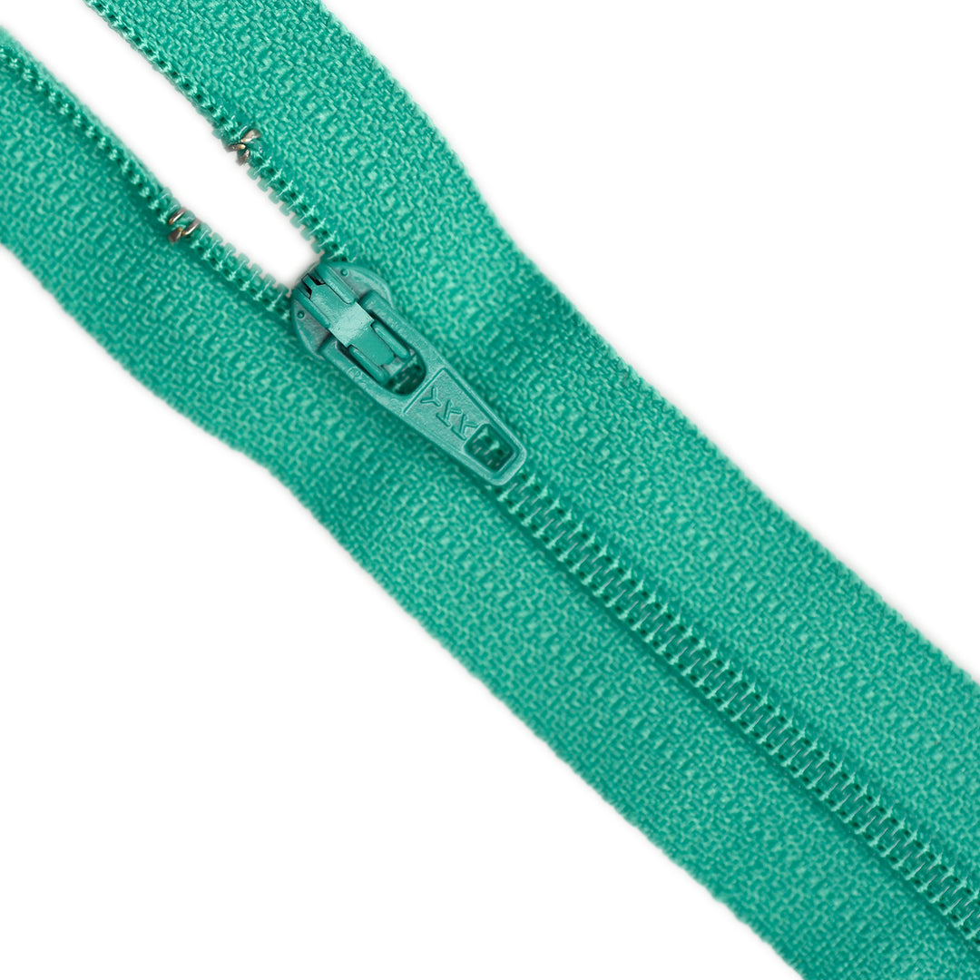 YKK NYLON CLOSED-END ZIP NO.3 COL 826 VIRIDIAN