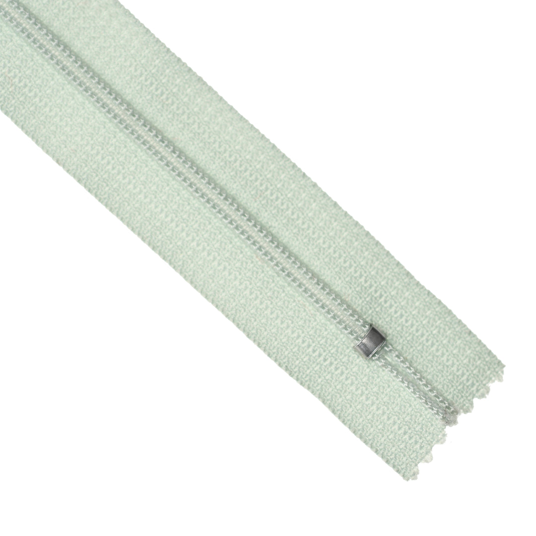 YKK NYLON CLOSED-END ZIP NO.3 COL 821 SEA GLASS