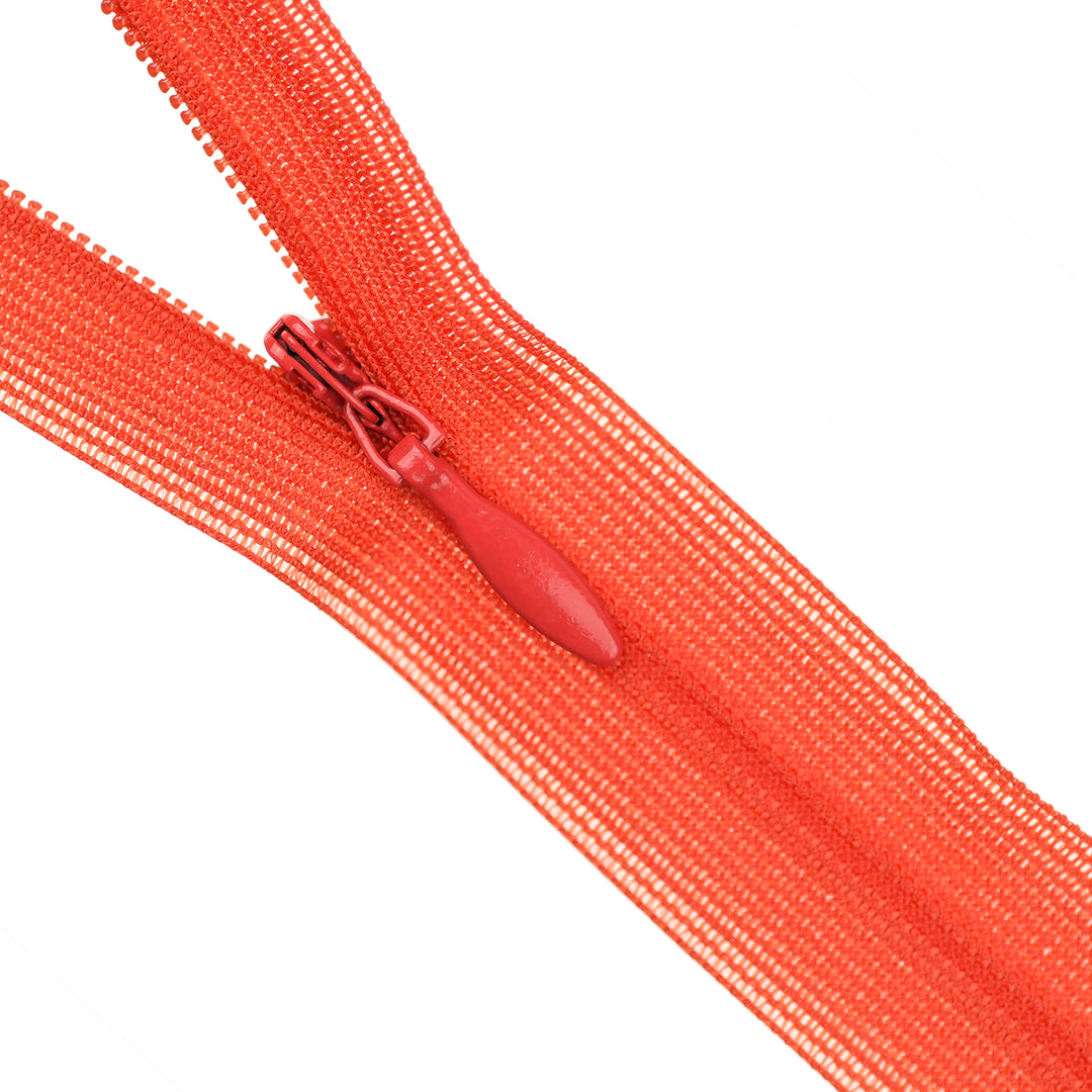 YKK INVISIBLE MESH ZIP COL 819 CHILLI RED