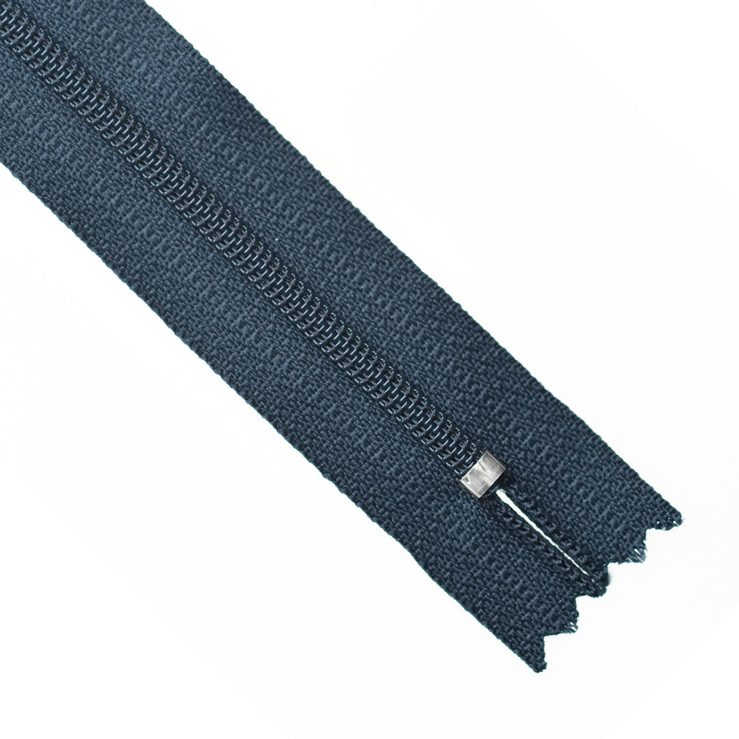 YKK NYLON CLOSED-END ZIP NO.3 COL 560 NAVY