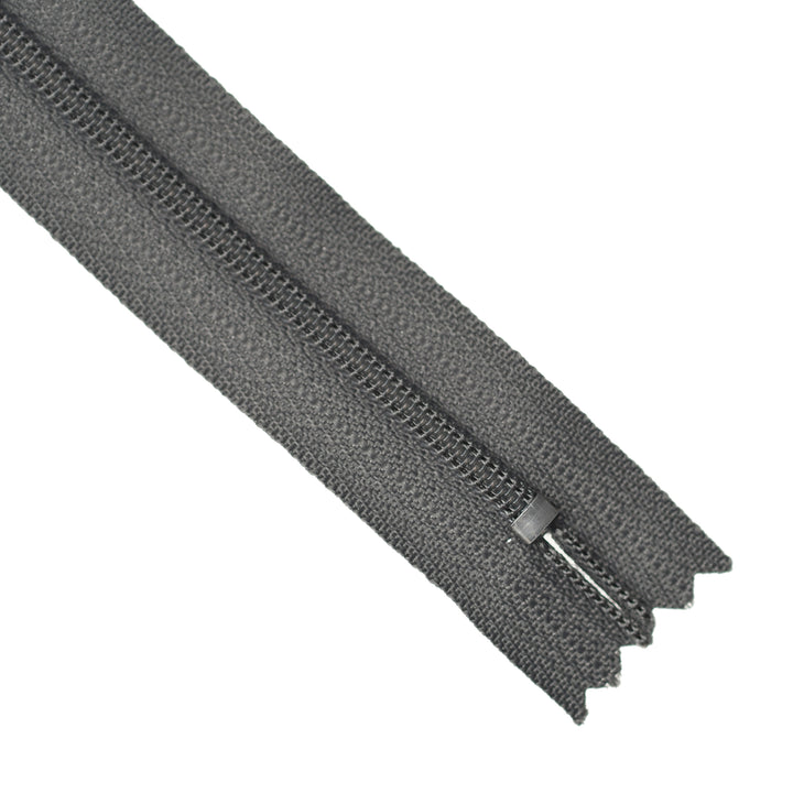 YKK NYLON CLOSED-END ZIP NO.3 COL 860 ELEPHANT GREY