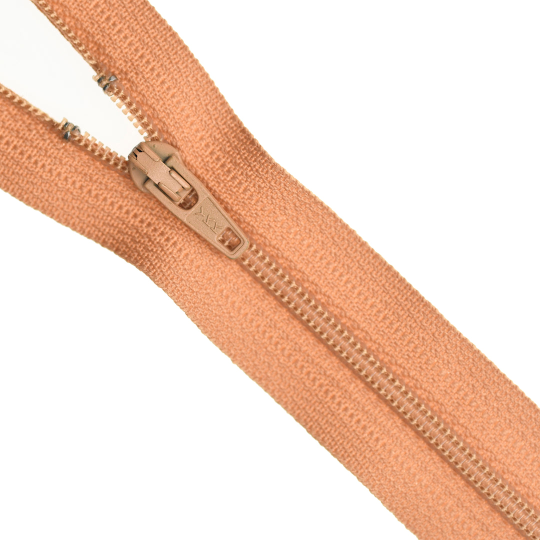 YKK NYLON CLOSED-END ZIP NO.3 COL 895 TAN