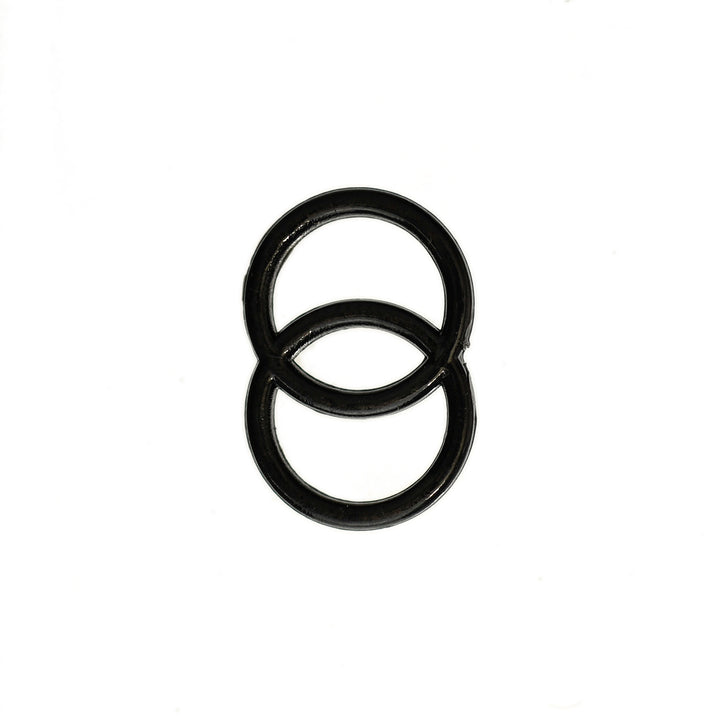 FIGURE-8 PLASTIC FITTING BLACK