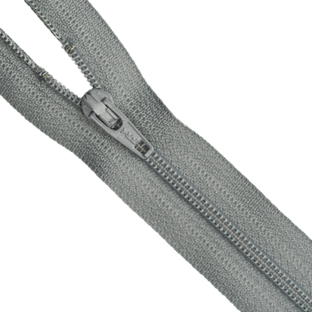 YKK NYLON CLOSED-END ZIP NO.3 COL 577 FOG GREY