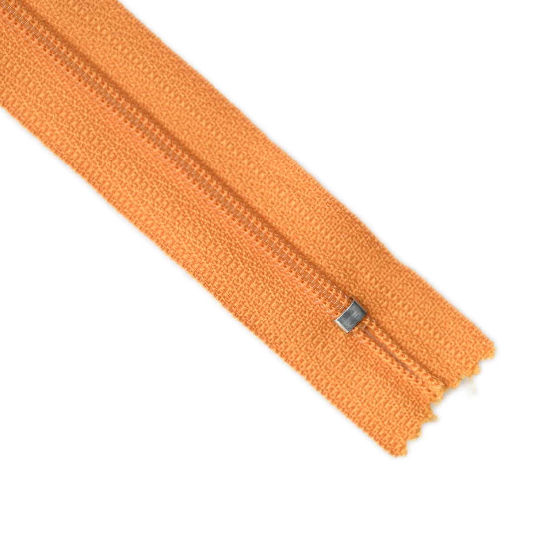 YKK NYLON CLOSED-END ZIP NO.3 COL 847 SAFFRON