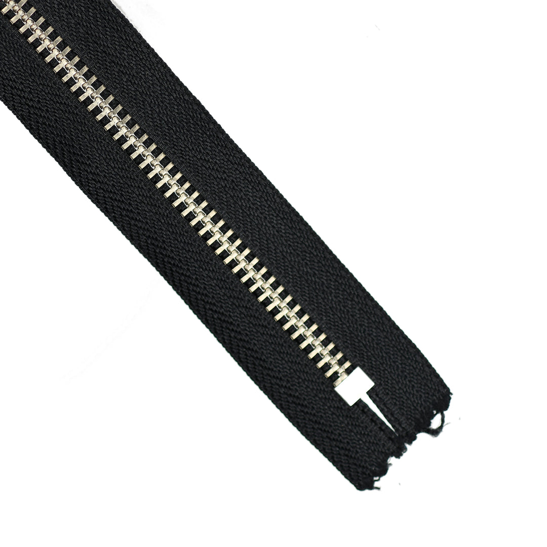 YKK METAL CLOSED-END ZIP NO.5 NICKEL DONUT-DROP COL 580 BLACK