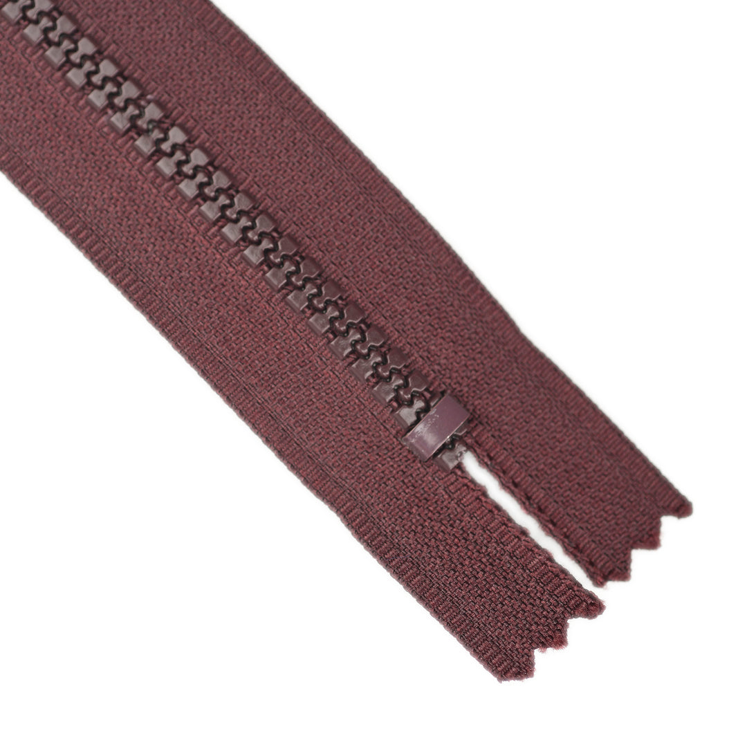 CHUNKY CLOSED-END ZIP NO.5 COL MAROON