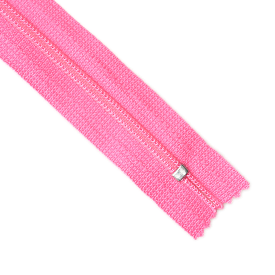 YKK NYLON CLOSED-END ZIP NO.3 COL 515 DEEP PINK