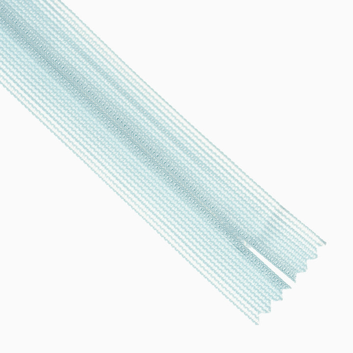 YKK INVISIBLE MESH ZIP COL 902 FROSTED BLUE