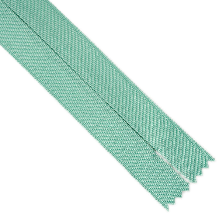 HEAVY-DUTY INVISIBLE ZIP COL 004 SAGE