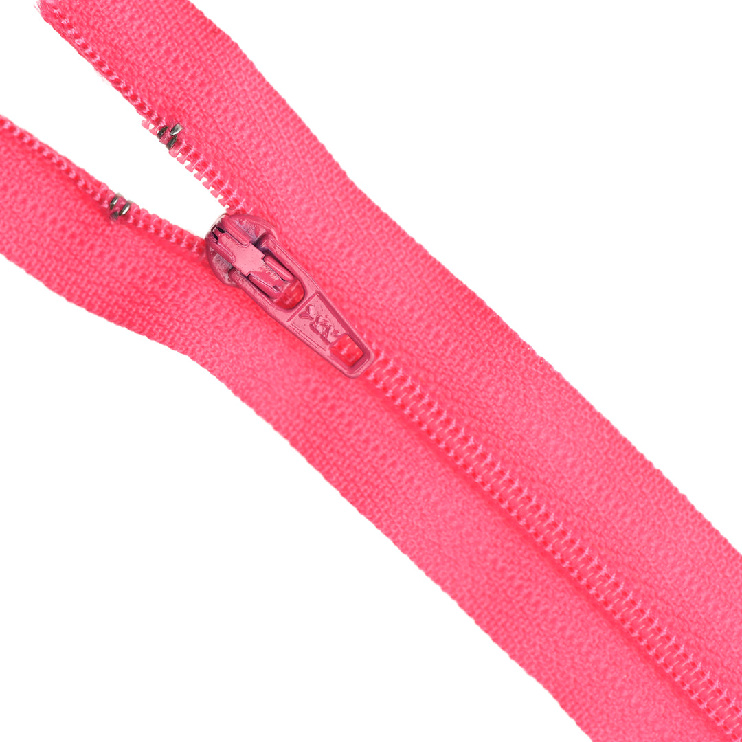 YKK NYLON CLOSED-END ZIP NO.3 COL 516 LIPSTICK