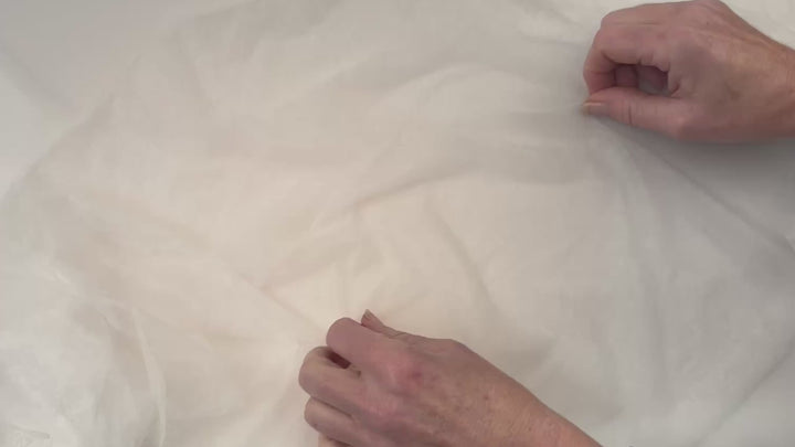 FEATHERFUSE-STRETCH 90CM DOUBLE-SIDED FUSIBLE WEB 25GSM