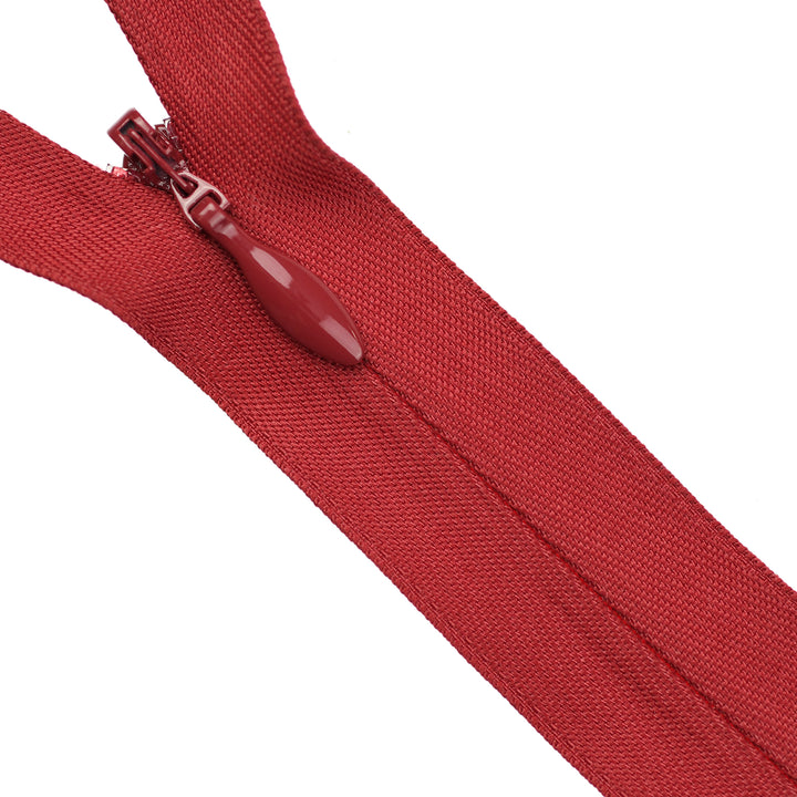 HEAVY-DUTY INVISIBLE ZIP COL 520 DARK RED