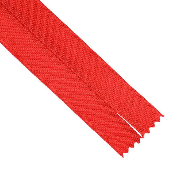 HEAVY-DUTY INVISIBLE ZIP COL 820 VIVID RED