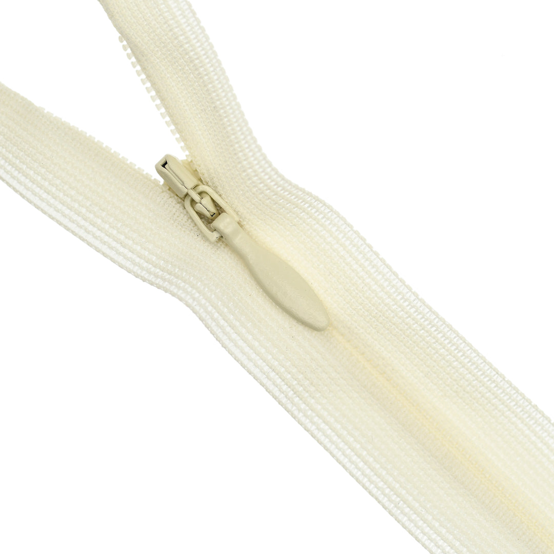 YKK INVISIBLE MESH ZIP COL 121 CLOTTED CREAM