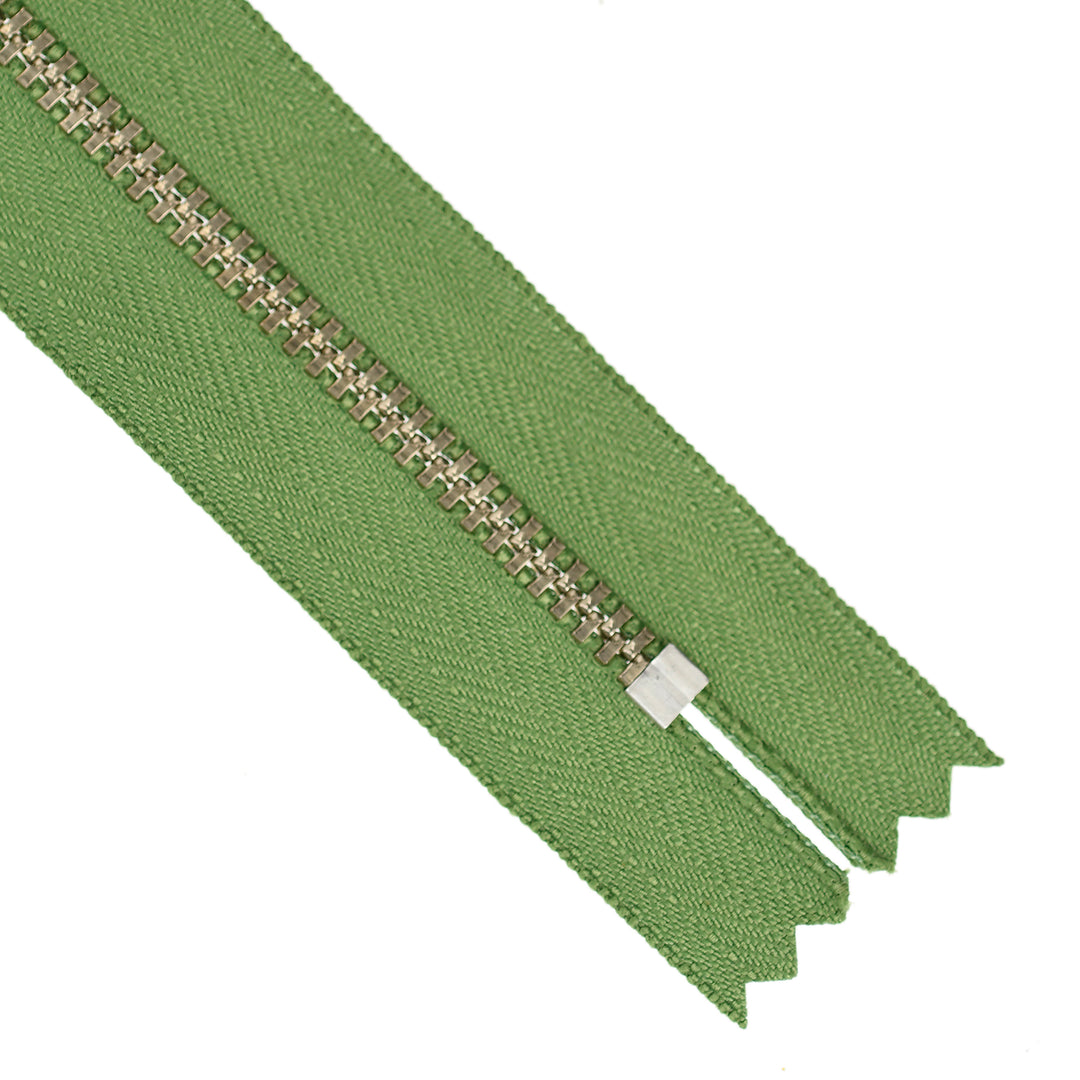 YKK JEAN ZIP NO.4.5 NICKEL COL 528 LAWN GREEN