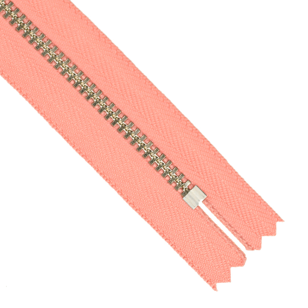 YKK JEAN ZIP NO.4.5 NICKEL COL 813 LIGHT CORAL