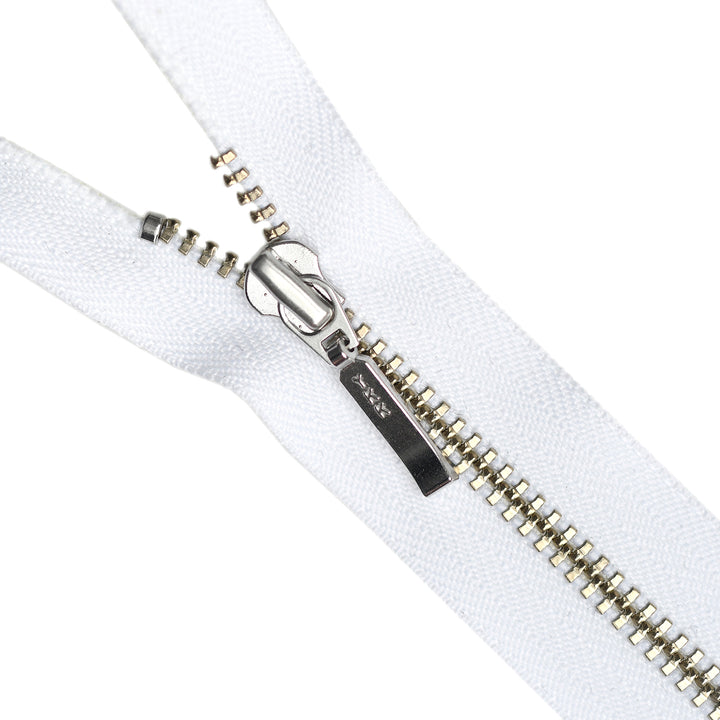 YKK METAL CLOSED-END ZIP NO.4.5 NICKEL BOARD-PULL COL 501 WHITE