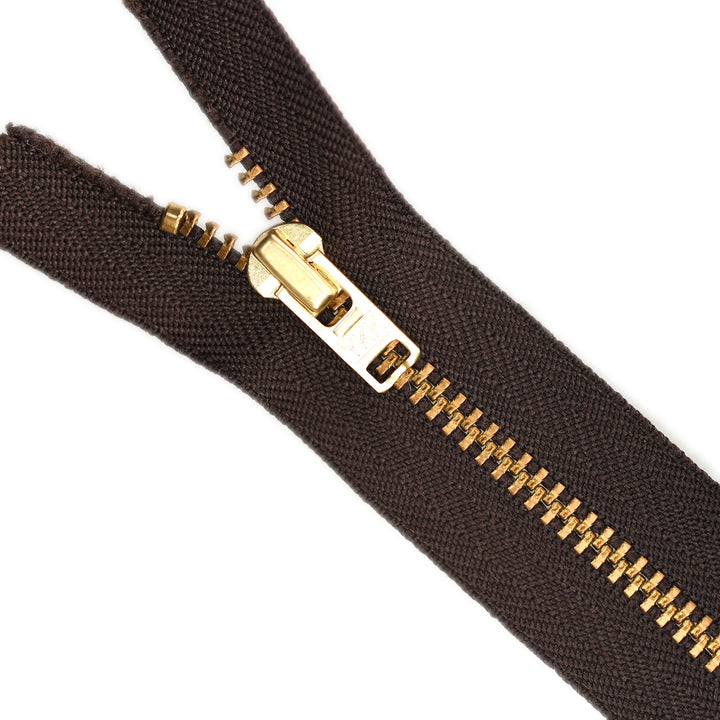 YKK METAL CLOSED-END ZIP NO.4.5 GOLD COL 570 BROWN