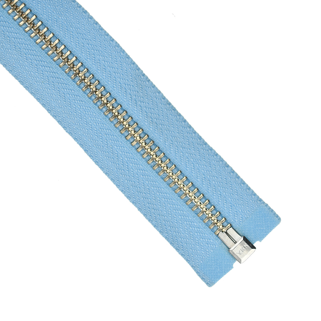 YKK METAL OPEN-END ZIP NO.5 NICKEL BOARD-PULL COL 546 LIGHT BLUE