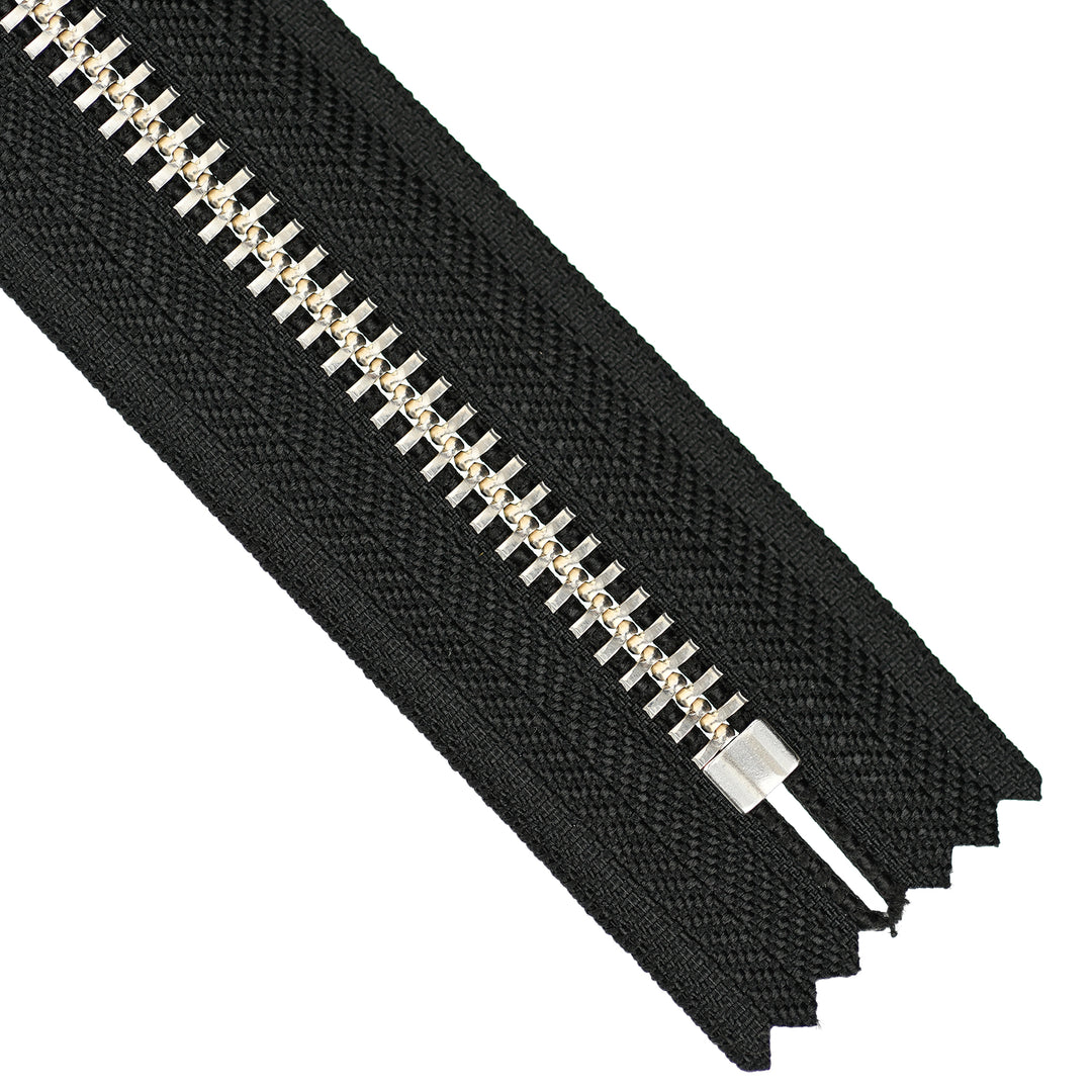 YKK METAL CLOSED-END ZIP DOUBLE-PULL NICKEL COL 580 BLACK
