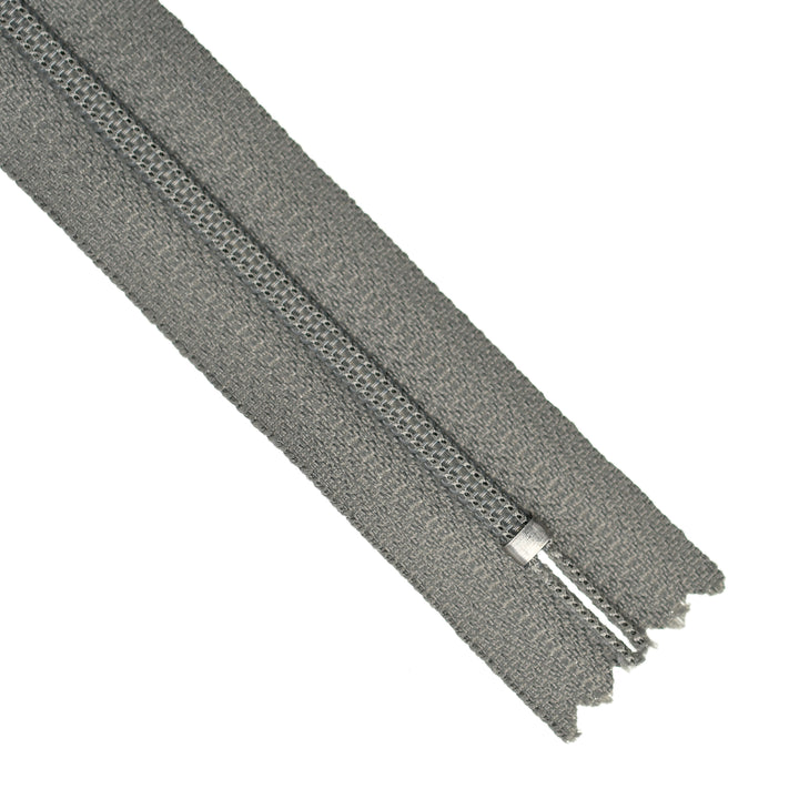 YKK NYLON CLOSED-END ZIP NO.3 COL 014 SEA GREY