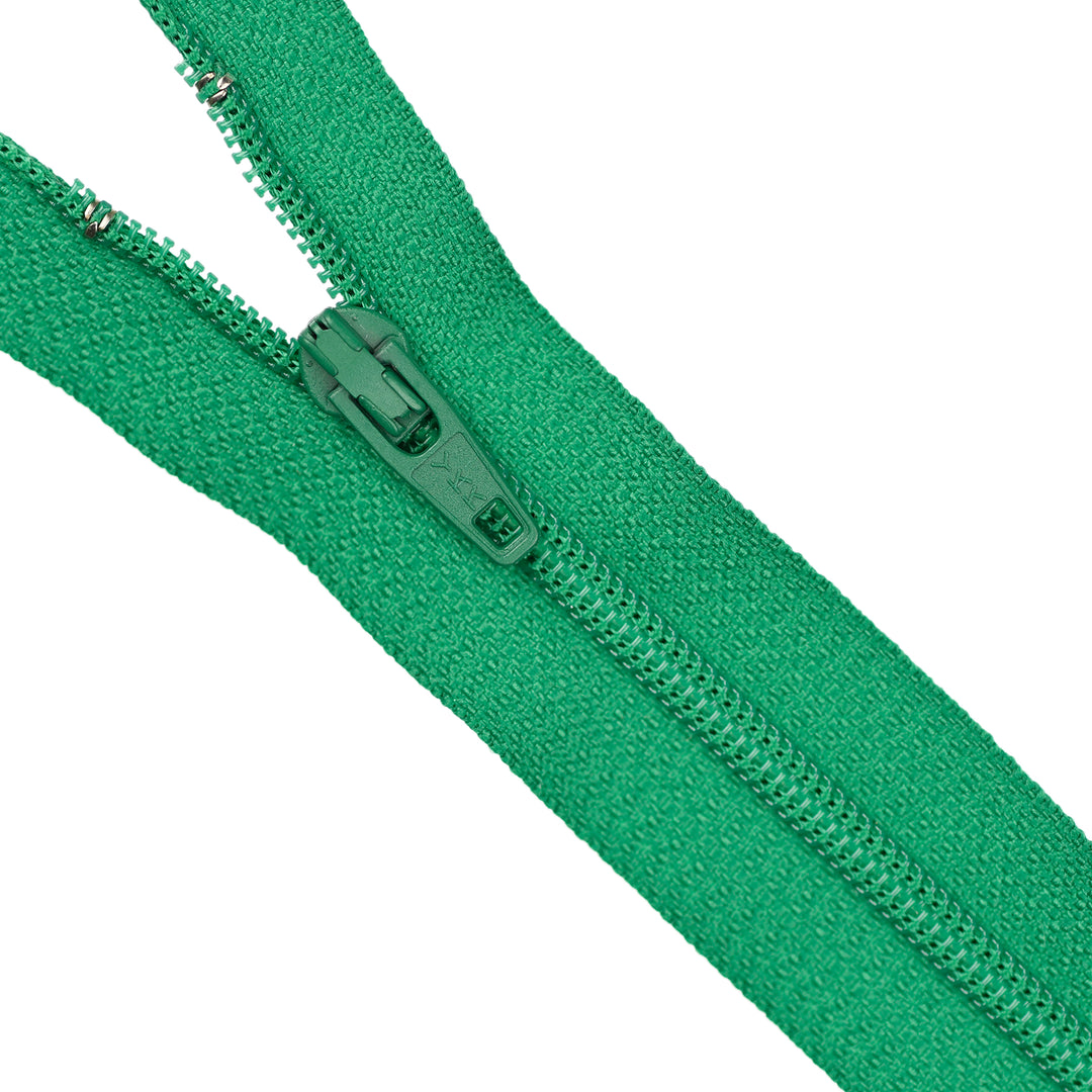 YKK NYLON CLOSED-END ZIP NO.3 COL 152 SHAMROCK
