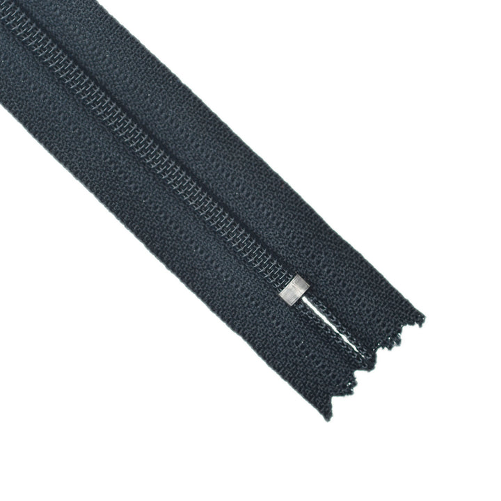 YKK NYLON CLOSED-END ZIP NO.3 COL 158 DARK PRUSSIAN BLUE